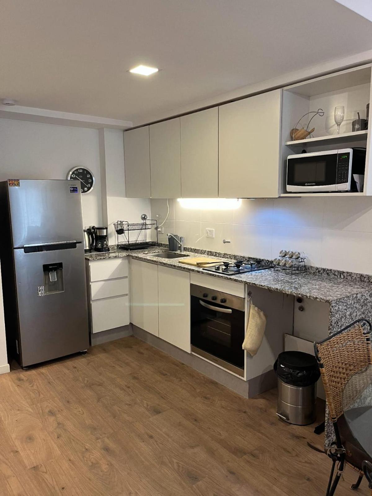 Departamento Premium En Caseros Y Canada, By Inmove Temporarios Apartment *
